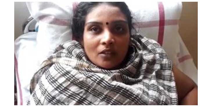 ക്ഷേത്ര ഭരണ സമിതിയുടെ അഴിമതി ചോദ്യം ചെയ്ത ഹിന്ദു ഐക്യവേദി പ്രവര്ത്തകന്റെ ഭാര്യയെ ബി ജെ പി നേതാവ് മര്ദ്ദിച്ചതായി പരാതി ക്ഷേത്ര ഭരണ സമിതിയുടെ അഴിമതി ചോദ്യം ചെയ്ത ഹിന്ദു ഐക്യവേദി പ്രവര്ത്തകന്റെ ഭാര്യയെ ബി ജെ പി നേതാവ് മര്ദ്ദിച്ചതായി പരാതി