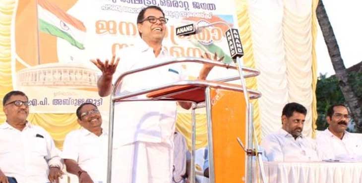 പടച്ചതമ്പുരാൻ പോലും സി.എ.എ ക്ക് അനുകൂലമാണെന്ന് എ.പി. അബ്ദുള്ളക്കുട്ടി പടച്ചതമ്പുരാൻ പോലും സി.എ.എ ക്ക് അനുകൂലമാണെന്ന് എ.പി. അബ്ദുള്ളക്കുട്ടി