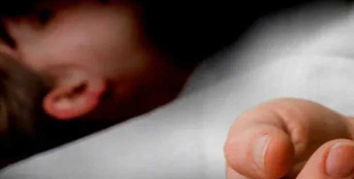 വെള്ളിമാടുകുന്ന് എച്ച്.എം.ഡി.സി യില് ആറു വയസുകാരന് മരിച്ച നിലയില് ; കൊലപാതകമാണെന്നു സാമൂഹ്യനീതി വകുപ്പ് ജില്ലാ ഓഫീസര് വെള്ളിമാടുകുന്ന് എച്ച്.എം.ഡി.സി യില് ആറു വയസുകാരന് മരിച്ച നിലയില് ; കൊലപാതകമാണെന്നു സാമൂഹ്യനീതി വകുപ്പ് ജില്ലാ ഓഫീസര്