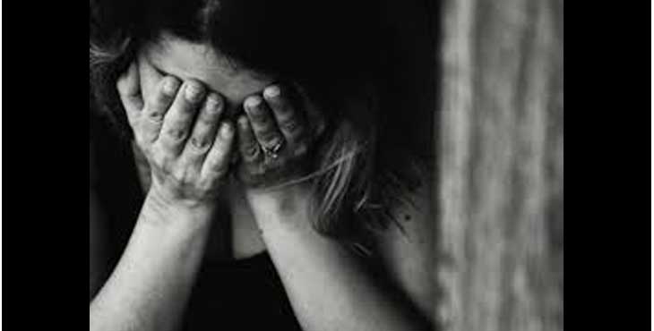 ഉത്തര്പ്രദേശില് യുവതിയെ 39 പേര് ചേര്ന്ന് പീഡിപ്പിച്ചതായി പരാതി ഉത്തര്പ്രദേശില് യുവതിയെ 39 പേര് ചേര്ന്ന് പീഡിപ്പിച്ചതായി പരാതി