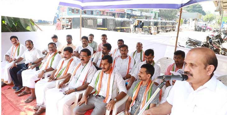 ഹയർ സെക്കണ്ടറി മോഡൽ പരീക്ഷാ ടൈം ടേബിൾ പിൻവലിക്കുക ; കെ.എച്ച്.എസ്.ടി.യു ഏകദിന ഉപവാസ സമരം നടത്തി ഹയർ സെക്കണ്ടറി മോഡൽ പരീക്ഷാ ടൈം ടേബിൾ പിൻവലിക്കുക ; കെ.എച്ച്.എസ്.ടി.യു ഏകദിന ഉപവാസ സമരം നടത്തി