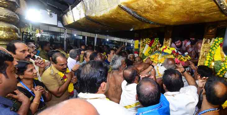 ശബരിമലയില് 58 കോടിയുടെ വികസന പ്രവര്ത്തനങ്ങള് ഉടന് : മന്ത്രി കടകംപള്ളി സുരേന്ദ്രന് ശബരിമലയില് 58 കോടിയുടെ വികസന പ്രവര്ത്തനങ്ങള് ഉടന് : മന്ത്രി കടകംപള്ളി സുരേന്ദ്രന്