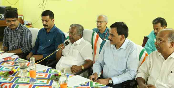 മകരവിളക്ക് : വനം വകുപ്പ് അന്പത് ഉദ്യോഗസ്ഥരെ കൂടുതലായി നിയോഗിക്കും – മന്ത്രി കെ രാജു മകരവിളക്ക് : വനം വകുപ്പ് അന്പത് ഉദ്യോഗസ്ഥരെ കൂടുതലായി നിയോഗിക്കും – മന്ത്രി കെ രാജു