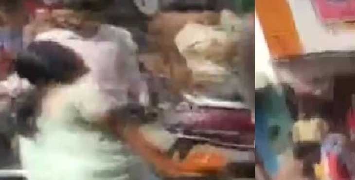 ബലമായി കടയടപ്പിക്കാന് ശ്രമിച്ചവരുടെ നേരെ കടയുടമ മുളകുപൊടി എറിഞ്ഞു ബലമായി കടയടപ്പിക്കാന് ശ്രമിച്ചവരുടെ നേരെ കടയുടമ മുളകുപൊടി എറിഞ്ഞു