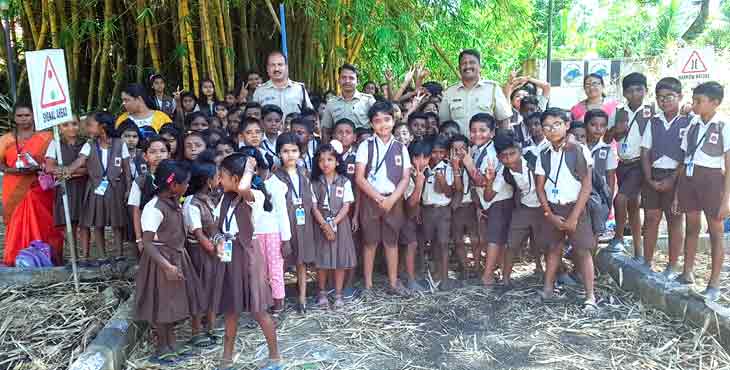 ട്രാഫിക്ക് പാർക്ക് സന്ദർശനവും ട്രാഫിക്ക് ബോധവത്ക്കരണ ക്ലാസും നടത്തി ട്രാഫിക്ക് പാർക്ക് സന്ദർശനവും ട്രാഫിക്ക് ബോധവത്ക്കരണ ക്ലാസും നടത്തി