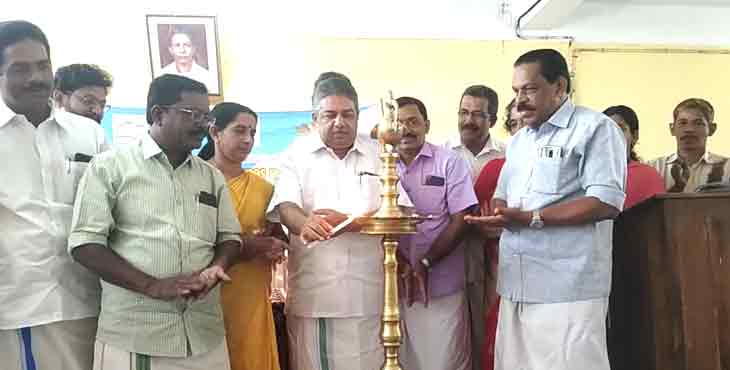 സ്വപ്ന ഭവന സാക്ഷാത്കാരത്തിന്റെ സന്തോഷം പങ്കുവെച്ച് ചെങ്ങന്നൂർ നഗരസഭ ലൈഫ് മിഷൻ കുടുംബ സംഗമം സ്വപ്ന ഭവന സാക്ഷാത്കാരത്തിന്റെ സന്തോഷം പങ്കുവെച്ച് ചെങ്ങന്നൂർ നഗരസഭ ലൈഫ് മിഷൻ കുടുംബ സംഗമം