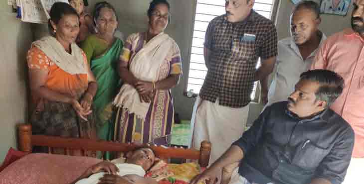 മണ്ണീറയിൽ കരടി അക്രമിച്ച് പരിക്കേൽപ്പിച്ച രാജൻ കുട്ടിക്ക് അടിയന്തിര നഷ്ടപരിഹാരം നല്കണം ; കോന്നി എം.എല്.എ മണ്ണീറയിൽ കരടി അക്രമിച്ച് പരിക്കേൽപ്പിച്ച രാജൻ കുട്ടിക്ക് അടിയന്തിര നഷ്ടപരിഹാരം നല്കണം ; കോന്നി എം.എല്.എ