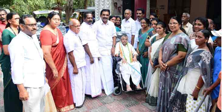 കോന്നി ബ്ലോക്ക് പഞ്ചായത്ത് ഭിന്നശേഷിക്കാർക്കുള്ള സഹായ ഉപകരണങ്ങൾ വിതരണം ചെയ്തു കോന്നി ബ്ലോക്ക് പഞ്ചായത്ത് ഭിന്നശേഷിക്കാർക്കുള്ള സഹായ ഉപകരണങ്ങൾ വിതരണം ചെയ്തു