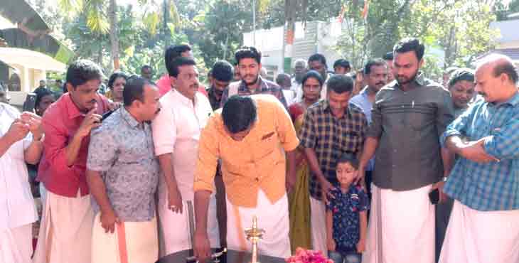 അരുവാപ്പുലത്ത് എട്ടാം നമ്പർ അംഗൻവാടി ഉത്ഘാടനം ചെയ്തു ; വൈകാതെ സ്മാർട്ട് അംഗൻവാടിയായി ഉയർത്തുമെന്ന് ജെനീഷ് കുമാര് എം.എല്.എ അരുവാപ്പുലത്ത് എട്ടാം നമ്പർ അംഗൻവാടി ഉത്ഘാടനം ചെയ്തു ; വൈകാതെ സ്മാർട്ട് അംഗൻവാടിയായി ഉയർത്തുമെന്ന് ജെനീഷ് കുമാര് എം.എല്.എ