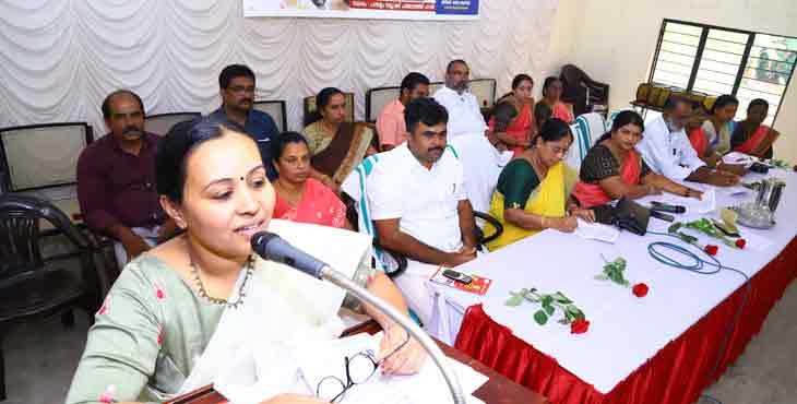 ലൈഫ് മിഷന് ഗുണഭോക്താക്കളുടെ ജീവിതം സുരക്ഷിതമാക്കുക സര്ക്കാര് ലക്ഷ്യം : വീണാ ജോര്ജ് എം.എല്.എ ലൈഫ് മിഷന് ഗുണഭോക്താക്കളുടെ ജീവിതം സുരക്ഷിതമാക്കുക സര്ക്കാര് ലക്ഷ്യം : വീണാ ജോര്ജ് എം.എല്.എ