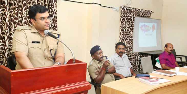 കേസന്വേഷണത്തിന് ത്രിമുഖ പദ്ധതിയുമായി പോലീസ് ; അഡീഷണല് പോലീസ് സൂപ്രണ്ട് എസ്. ശിവപ്രസാദ് പദ്ധതിയുടെ ജില്ലാ നോഡല് ഓഫീസര് കേസന്വേഷണത്തിന് ത്രിമുഖ പദ്ധതിയുമായി പോലീസ് ; അഡീഷണല് പോലീസ് സൂപ്രണ്ട് എസ്. ശിവപ്രസാദ് പദ്ധതിയുടെ ജില്ലാ നോഡല് ഓഫീസര്