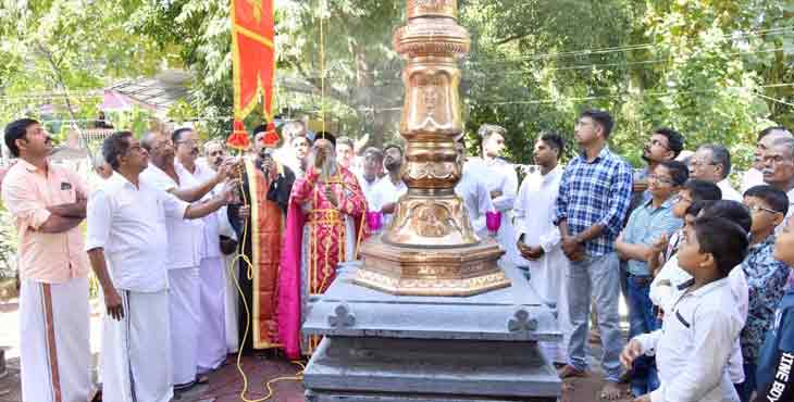 പേരിശ്ശേരി സെന്റ് മേരീസ് ഓർത്തഡോക്സ് വലിയപള്ളിയിലെ പെരുന്നാളിന് തുടക്കമായി ; 18-ന് വൈകിട്ട് ഭക്തിനിർഭരമായ പ്രദക്ഷിണം പേരിശ്ശേരി സെന്റ് മേരീസ് ഓർത്തഡോക്സ് വലിയപള്ളിയിലെ പെരുന്നാളിന് തുടക്കമായി ; 18-ന് വൈകിട്ട് ഭക്തിനിർഭരമായ പ്രദക്ഷിണം