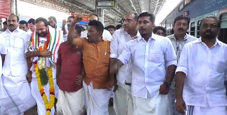 കെ.പി.സി.സി വൈസ് പ്രസിഡന്റ് പി.സി.വിഷ്ണുനാഥിന് ചെങ്ങന്നൂരില് സ്വീകരണം കെ.പി.സി.സി വൈസ് പ്രസിഡന്റ് പി.സി.വിഷ്ണുനാഥിന് ചെങ്ങന്നൂരില് സ്വീകരണം