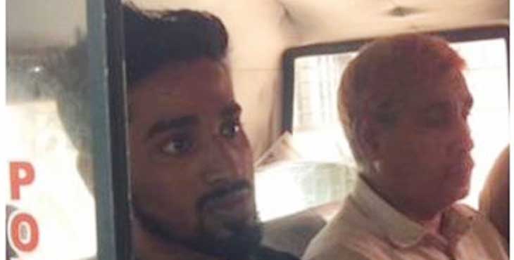നാദാപുരത്തെ ‘റൂബിയാൻ’ സൂപ്പർ മാർക്കറ്റിൽ കയറിയ വീട്ടമ്മയെ പീഡിപ്പിക്കുവാന് ശ്രമം – പൂട്ടിയിട്ടത് ഏഴ് മണിക്കൂർ ; രണ്ടുപേര് അറസ്റ്റില് നാദാപുരത്തെ ‘റൂബിയാൻ’ സൂപ്പർ മാർക്കറ്റിൽ കയറിയ വീട്ടമ്മയെ പീഡിപ്പിക്കുവാന് ശ്രമം – പൂട്ടിയിട്ടത് ഏഴ് മണിക്കൂർ ; രണ്ടുപേര് അറസ്റ്റില്