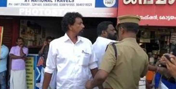 മുത്തൂറ്റ് സമരത്തിൽ മാധ്യമ പ്രവർത്തകർക്ക് നേരെ കൈയ്യേറ്റ ശ്രമം മുത്തൂറ്റ് സമരത്തിൽ മാധ്യമ പ്രവർത്തകർക്ക് നേരെ കൈയ്യേറ്റ ശ്രമം