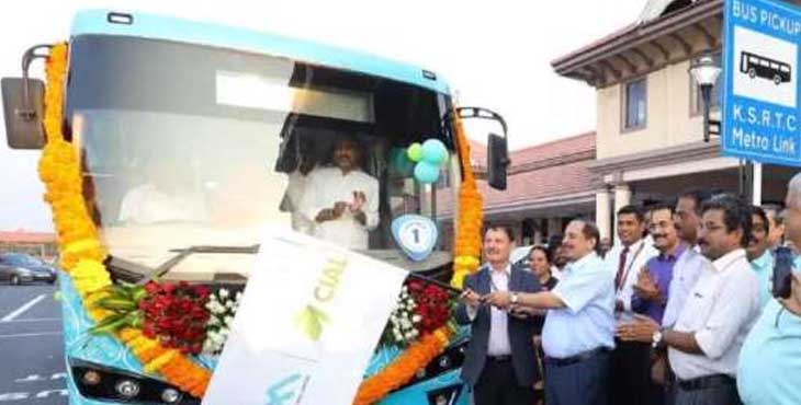 നെടുമ്പാശ്ശേരി വിമാനത്താവളത്തില് നിന്ന് മെട്രോയിലേയ്ക്ക് പവന് ദൂത് ഇലക്ട്രിക് ബസ്സ് നെടുമ്പാശ്ശേരി വിമാനത്താവളത്തില് നിന്ന് മെട്രോയിലേയ്ക്ക് പവന് ദൂത് ഇലക്ട്രിക് ബസ്സ്