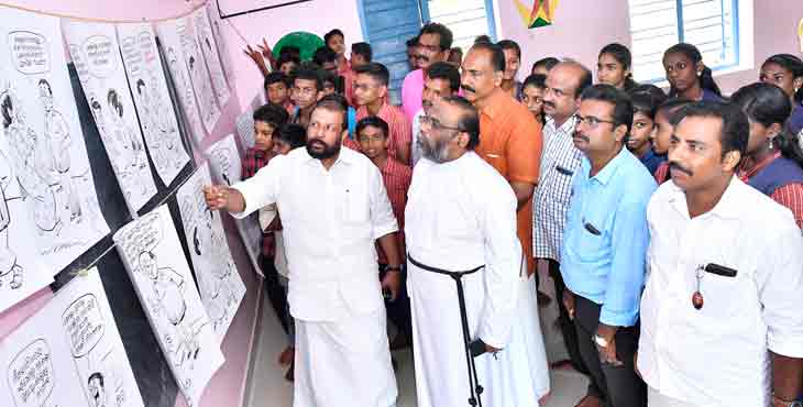 കൊറോണ ബോധവത്കരണത്തിനായി ഷാജി മാത്യുവിന്റെ കാര്ട്ടൂണ് പ്രദര്ശനം കൊറോണ ബോധവത്കരണത്തിനായി ഷാജി മാത്യുവിന്റെ കാര്ട്ടൂണ് പ്രദര്ശനം