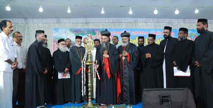 സമാധാനത്തിനായി ക്രിസ്തുവിനോട് യഥാസ്ഥാനപ്പെടുക : മാർ യൗസേബിയോസ് സമാധാനത്തിനായി ക്രിസ്തുവിനോട് യഥാസ്ഥാനപ്പെടുക : മാർ യൗസേബിയോസ്