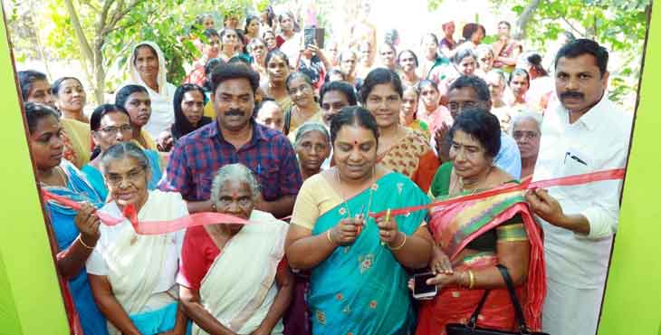 വയോജനങ്ങൾക്ക് വിശ്രമിക്കാൻ ചിറ്റാർ പഞ്ചായത്തിൽ വൃദ്ധജന സൗഹൃദ വിശ്രമാലയം തുറന്നു വയോജനങ്ങൾക്ക് വിശ്രമിക്കാൻ ചിറ്റാർ പഞ്ചായത്തിൽ വൃദ്ധജന സൗഹൃദ വിശ്രമാലയം തുറന്നു