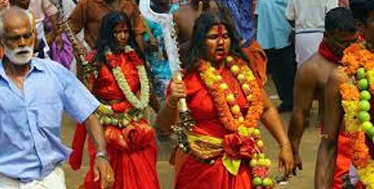 കോവിഡ് 19 ; കൊടുങ്ങല്ലൂര് ഭരണി ആചാരങ്ങളും ചടങ്ങുകളും മാത്രമായി ചുരുക്കി കോവിഡ് 19 ; കൊടുങ്ങല്ലൂര് ഭരണി ആചാരങ്ങളും ചടങ്ങുകളും മാത്രമായി ചുരുക്കി