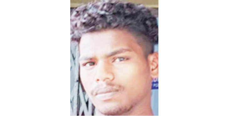 പ്രായപൂര്ത്തിയാകാത്ത പെണ്കുട്ടിയെ പീഡിപ്പിച്ച് മാല കവര്ന്നെടുത്ത യുവാവ് അറസ്റ്റില് പ്രായപൂര്ത്തിയാകാത്ത പെണ്കുട്ടിയെ പീഡിപ്പിച്ച് മാല കവര്ന്നെടുത്ത യുവാവ് അറസ്റ്റില്