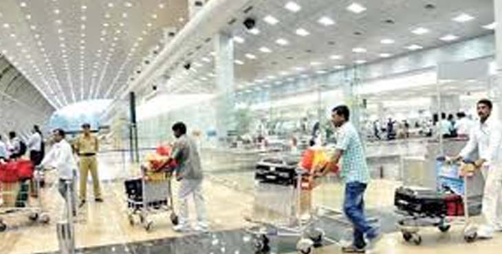 തിരുവനന്തപുരം വിമാനത്താ വളത്തിലിറങ്ങുന്ന ആയിരത്തിലധികം പേരെ നിരീക്ഷണകേന്ദ്രങ്ങളിലേക്ക് മാറ്റും തിരുവനന്തപുരം വിമാനത്താ വളത്തിലിറങ്ങുന്ന ആയിരത്തിലധികം പേരെ നിരീക്ഷണകേന്ദ്രങ്ങളിലേക്ക് മാറ്റും