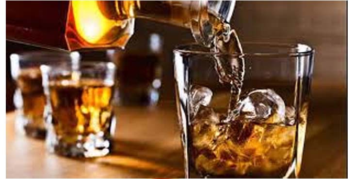 ബെവ്കോ വഴി മദ്യം നൽകുന്നത് ചോദ്യം ചെയ്തുളള ഹർജികൾ ഹൈക്കോടതി ഇന്ന് പരിഗണിക്കും ബെവ്കോ വഴി മദ്യം നൽകുന്നത് ചോദ്യം ചെയ്തുളള ഹർജികൾ ഹൈക്കോടതി ഇന്ന് പരിഗണിക്കും
