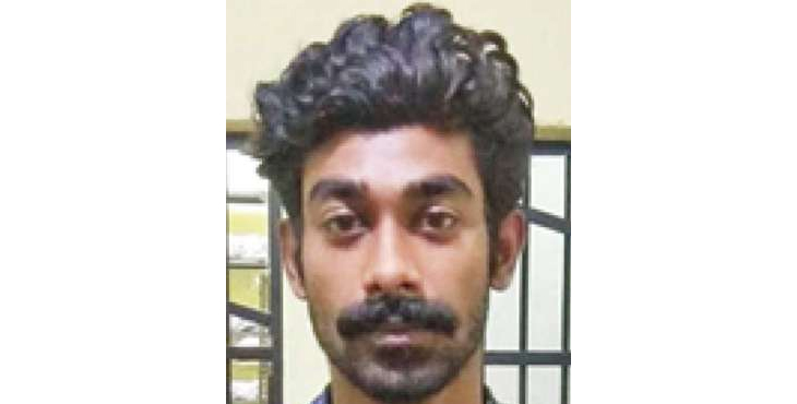 ജമന്തി ചെടിയെന്ന് തെറ്റിദ്ധരിപ്പിച്ച് വീട്ടുമുറ്റത്ത് കഞ്ചാവു നട്ടുവളര്ത്തി ; യുവാവ് അറസ്റ്റില് ജമന്തി ചെടിയെന്ന് തെറ്റിദ്ധരിപ്പിച്ച് വീട്ടുമുറ്റത്ത് കഞ്ചാവു നട്ടുവളര്ത്തി ; യുവാവ് അറസ്റ്റില്