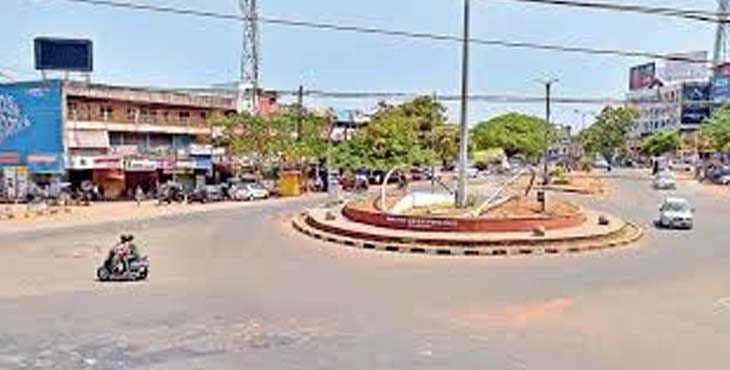 കാസര്ഗോഡിന്റെ ഉള്പ്രദേശങ്ങളും നിയന്ത്രണത്തിലാക്കാന് ഒരുങ്ങി പോലീസ് കാസര്ഗോഡിന്റെ ഉള്പ്രദേശങ്ങളും നിയന്ത്രണത്തിലാക്കാന് ഒരുങ്ങി പോലീസ്