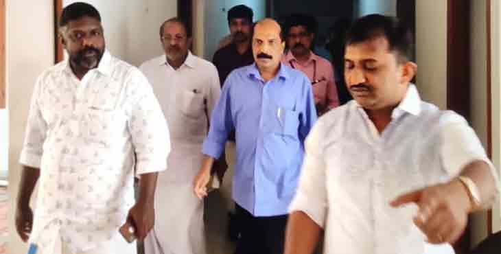 അടിയന്തരഘട്ടം വന്നാല് അടൂരില് 150 പേര്ക്ക് ഐസലേഷന് സൗകര്യം : ചിറ്റയം ഗോപകുമാര് എം.എല്.എ അടിയന്തരഘട്ടം വന്നാല് അടൂരില് 150 പേര്ക്ക് ഐസലേഷന് സൗകര്യം : ചിറ്റയം ഗോപകുമാര് എം.എല്.എ