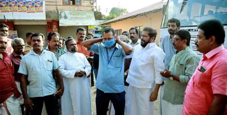 പരിസ്ഥിതി സൗഹാര്ദ മാസ്ക് വിതരണം ചെയ്ത് മാര് ക്രിസോസ്റ്റം പാലിയേറ്റീവ് കെയര് പരിസ്ഥിതി സൗഹാര്ദ മാസ്ക് വിതരണം ചെയ്ത് മാര് ക്രിസോസ്റ്റം പാലിയേറ്റീവ് കെയര്