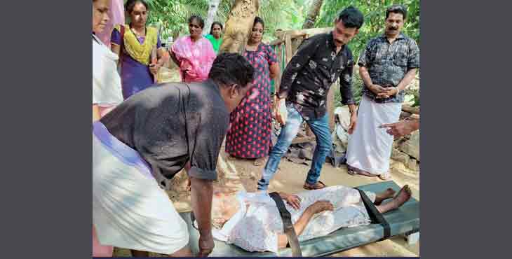 നട്ടെല്ലിന് ക്ഷതം സംഭവിച്ചു വീടിനുള്ളിൽ കഴിഞ്ഞിരുന്ന ശാന്തമ്മയെ കിടങ്ങന്നൂർ കരുണാലയം അമ്മവീട് ഏറ്റെടുത്തു നട്ടെല്ലിന് ക്ഷതം സംഭവിച്ചു വീടിനുള്ളിൽ കഴിഞ്ഞിരുന്ന ശാന്തമ്മയെ കിടങ്ങന്നൂർ കരുണാലയം അമ്മവീട് ഏറ്റെടുത്തു