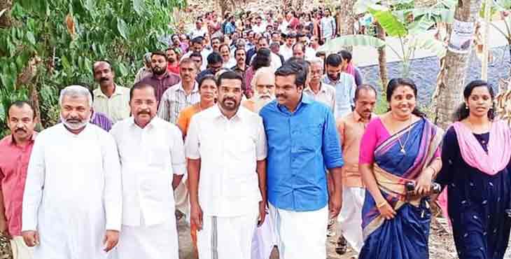 കോന്നി മണ്ഡലത്തിൽ ഇനി പാറമടകൾ അനുവദിക്കുകയില്ല ; കെ.യു ജനീഷ് കുമാർ എം എൽ എ കോന്നി മണ്ഡലത്തിൽ ഇനി പാറമടകൾ അനുവദിക്കുകയില്ല ; കെ.യു ജനീഷ് കുമാർ എം എൽ എ