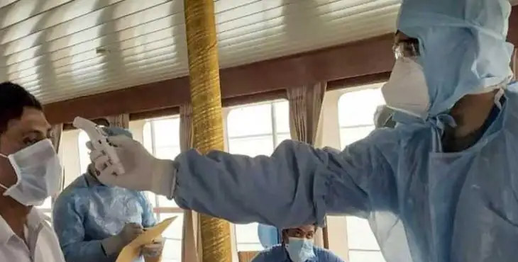 ഹിന്ദു -മുസ്ലീം വേര്തിരിവ് കോവിഡിലും ; ഗുജറാത്തില് മതത്തിന്റെ അടിസ്ഥാനത്തില് ചികിത്സാ വാര്ഡുകള് ഹിന്ദു -മുസ്ലീം വേര്തിരിവ് കോവിഡിലും ; ഗുജറാത്തില് മതത്തിന്റെ അടിസ്ഥാനത്തില് ചികിത്സാ വാര്ഡുകള്