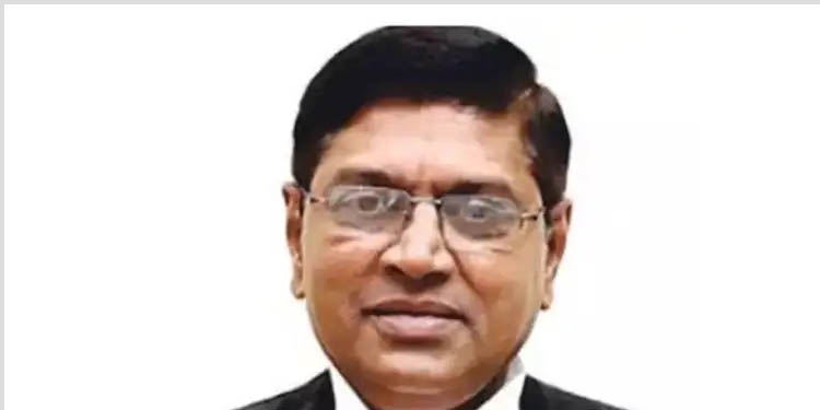 കേരള ഹൈക്കോടതി ചീഫ് ജസ്റ്റിസ് ക്വാറന്റൈനില് കേരള ഹൈക്കോടതി ചീഫ് ജസ്റ്റിസ് ക്വാറന്റൈനില്