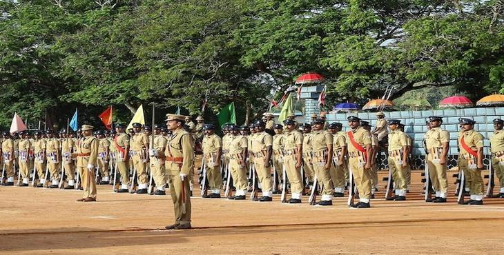 ശമ്പളം പിടിക്കാനുള്ള ഉത്തരവിൽ ഭേദഗതി ആവശ്യപ്പെട്ട് പോലീസ് ഓഫീസേഴ്സ് അസോസിയേഷന് രംഗത്ത് ശമ്പളം പിടിക്കാനുള്ള ഉത്തരവിൽ ഭേദഗതി ആവശ്യപ്പെട്ട് പോലീസ് ഓഫീസേഴ്സ് അസോസിയേഷന് രംഗത്ത്