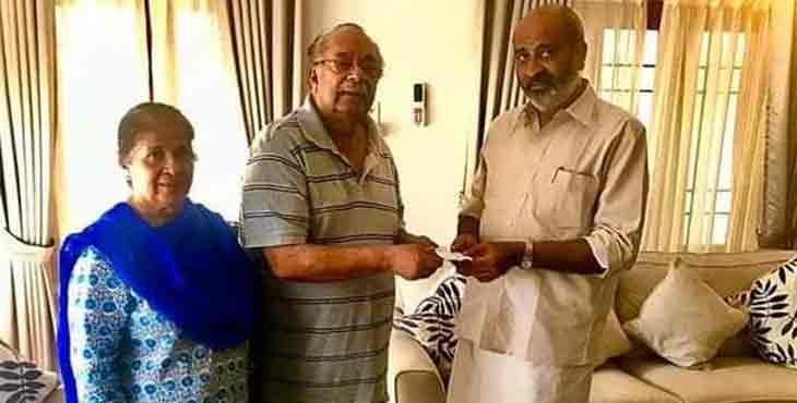 എണ്പതാം പിറന്നാളിലെ കാരുണ്യ സ്പര്ശം ; ബി.പി.എല് അംഗങ്ങള്ക്ക് മരുന്ന് വാങ്ങാന് ഒരുലക്ഷം രൂപ എണ്പതാം പിറന്നാളിലെ കാരുണ്യ സ്പര്ശം ; ബി.പി.എല് അംഗങ്ങള്ക്ക് മരുന്ന് വാങ്ങാന് ഒരുലക്ഷം രൂപ