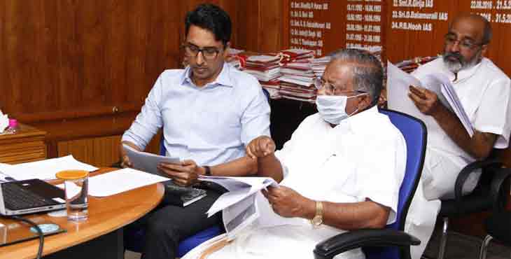 ജില്ലയിലെ 15,383 ഇതര സംസ്ഥാന തൊഴിലാളികള്ക്ക് അഞ്ചു കിലോ വീതം അരി അല്ലെങ്കില് ആട്ട വിതരണം തുടങ്ങി ജില്ലയിലെ 15,383 ഇതര സംസ്ഥാന തൊഴിലാളികള്ക്ക് അഞ്ചു കിലോ വീതം അരി അല്ലെങ്കില് ആട്ട വിതരണം തുടങ്ങി