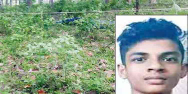 കൊടുമണ് കൊലപാതകം : കഴുത്തിന് വെട്ടാന് പ്രതികള്ക്ക് പ്രചോദനമായത് സിനിമാ രംഗങ്ങള് കൊടുമണ് കൊലപാതകം : കഴുത്തിന് വെട്ടാന് പ്രതികള്ക്ക് പ്രചോദനമായത് സിനിമാ രംഗങ്ങള്