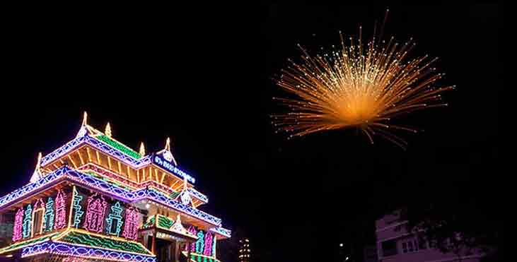 ചരിത്രത്തിലാദ്യമായി തൃശ്ശൂർ പൂരം പൂർണമായി ഉപേക്ഷിച്ചു ചരിത്രത്തിലാദ്യമായി തൃശ്ശൂർ പൂരം പൂർണമായി ഉപേക്ഷിച്ചു