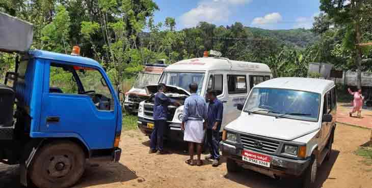 കോവിഡ് 19 : ആരോഗ്യവകുപ്പിലെ ഡ്രൈവര്മാരും വര്ക്ക്ഷോപ്പ് ചുമതലക്കാരും നിതാന്ത ജാഗ്രതയില് കോവിഡ് 19 : ആരോഗ്യവകുപ്പിലെ ഡ്രൈവര്മാരും വര്ക്ക്ഷോപ്പ് ചുമതലക്കാരും നിതാന്ത ജാഗ്രതയില്