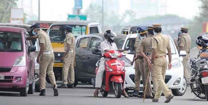 ലോക്ക്ഡൗണില് പിടിച്ചെടുത്ത വണ്ടികള് തിരിച്ചുകിട്ടും ; പക്ഷേ ഈ തുക കെട്ടിവയ്ക്കണം – ഹൈക്കോടതി ഉത്തരവ് ലോക്ക്ഡൗണില് പിടിച്ചെടുത്ത വണ്ടികള് തിരിച്ചുകിട്ടും ; പക്ഷേ ഈ തുക കെട്ടിവയ്ക്കണം – ഹൈക്കോടതി ഉത്തരവ്