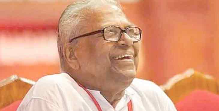 അച്യുതാനന്ദനെതിരായ ഫേസ്ബുക്ക് പോസ്റ്റിനെതിരെ കേസ് അച്യുതാനന്ദനെതിരായ ഫേസ്ബുക്ക് പോസ്റ്റിനെതിരെ കേസ്