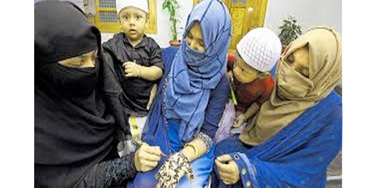 വ്രതാനുഷ്ടാനങ്ങളുടെ മുപ്പത് നാള് കഴിഞ്ഞു ; ആഘോഷത്തിമിര്പ്പില്ലാതെ ഇസ്ലാം മതവിശ്വാസികള് ഇന്ന് ചെറിയപെരുന്നാള് ആഘോഷിക്കും വ്രതാനുഷ്ടാനങ്ങളുടെ മുപ്പത് നാള് കഴിഞ്ഞു ; ആഘോഷത്തിമിര്പ്പില്ലാതെ ഇസ്ലാം മതവിശ്വാസികള് ഇന്ന് ചെറിയപെരുന്നാള് ആഘോഷിക്കും