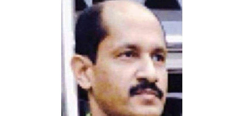 വീട്ടില് മദ്യവില്പ്പന നടത്തിയ ബാറുടമയെ എക്സൈസ് അറസ്റ്റ് ചെയ്തു വീട്ടില് മദ്യവില്പ്പന നടത്തിയ ബാറുടമയെ എക്സൈസ് അറസ്റ്റ് ചെയ്തു