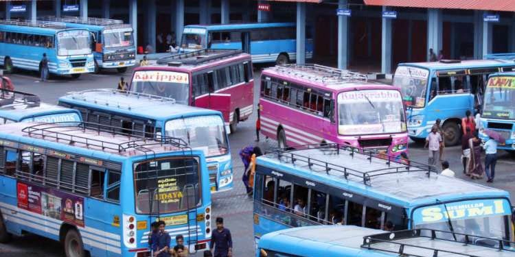 നിയന്ത്രണങ്ങളോടെ ബസ് സർവീസ് നടത്താനില്ലെന്ന നിലപാടിൽ ഉറച്ച് സ്വകാര്യ ബസ് ഉടമകൾ നിയന്ത്രണങ്ങളോടെ ബസ് സർവീസ് നടത്താനില്ലെന്ന നിലപാടിൽ ഉറച്ച് സ്വകാര്യ ബസ് ഉടമകൾ
