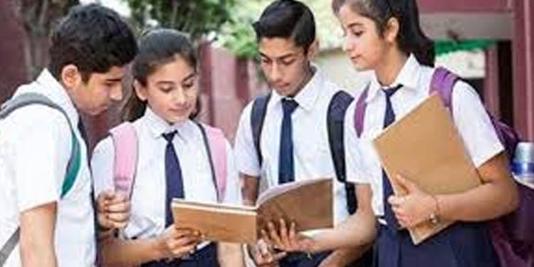 സി.ബി.എസ്.ഇ 10, 12 ക്ലാസുകളിലെ ശേഷിക്കുന്ന പരീക്ഷകള് ജൂലൈയില് നടക്കും സി.ബി.എസ്.ഇ 10, 12 ക്ലാസുകളിലെ ശേഷിക്കുന്ന പരീക്ഷകള് ജൂലൈയില് നടക്കും