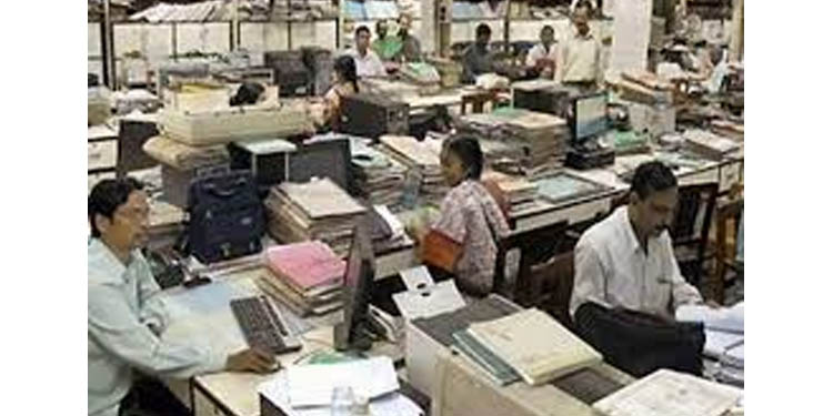 ശനിയാഴ്ച സര്ക്കാര് ഓഫീസുകള്ക്ക് അവധി നല്കുന്നത് തുടരണമോയെന്ന് ആലോചിക്കും : മുഖ്യമന്ത്രി ശനിയാഴ്ച സര്ക്കാര് ഓഫീസുകള്ക്ക് അവധി നല്കുന്നത് തുടരണമോയെന്ന് ആലോചിക്കും : മുഖ്യമന്ത്രി