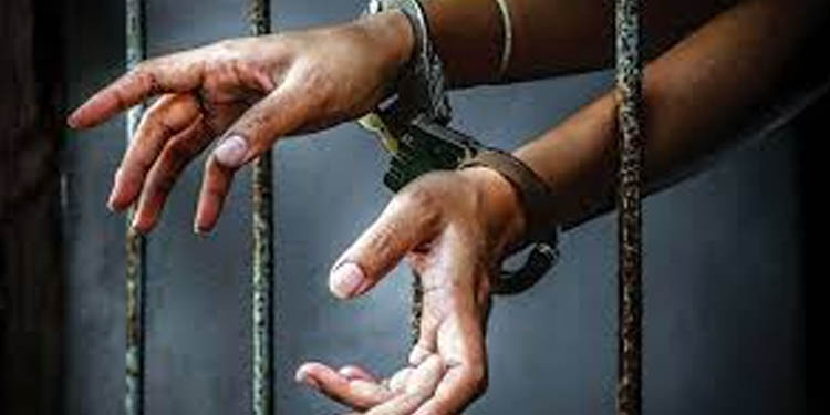 മോഡലിംഗ് രംഗത്ത് അവസരം വാഗ്ദാനം ചെയത് പീഡനം ; ഒരു യുവതി കൂടി അറസ്റ്റില് മോഡലിംഗ് രംഗത്ത് അവസരം വാഗ്ദാനം ചെയത് പീഡനം ; ഒരു യുവതി കൂടി അറസ്റ്റില്