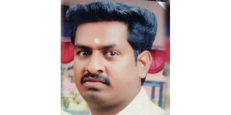 പഞ്ചാബില് നിന്നും ട്രെയിനില് നാട്ടിലേക്ക് വന്ന മലയാളി യുവാവ് യാത്രാമധ്യേ റെയില്വേ ട്രാക്കില് മരിച്ച നിലയില് പഞ്ചാബില് നിന്നും ട്രെയിനില് നാട്ടിലേക്ക് വന്ന മലയാളി യുവാവ് യാത്രാമധ്യേ റെയില്വേ ട്രാക്കില് മരിച്ച നിലയില്